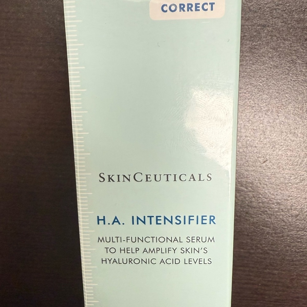SkinCeuticals H.A. Intensifier Serum - Light Blue